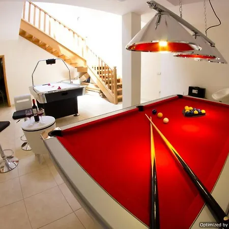ヴィラ 44 Sea Views, Pool,games,hot Tub, Office With Computer+ Wifi *